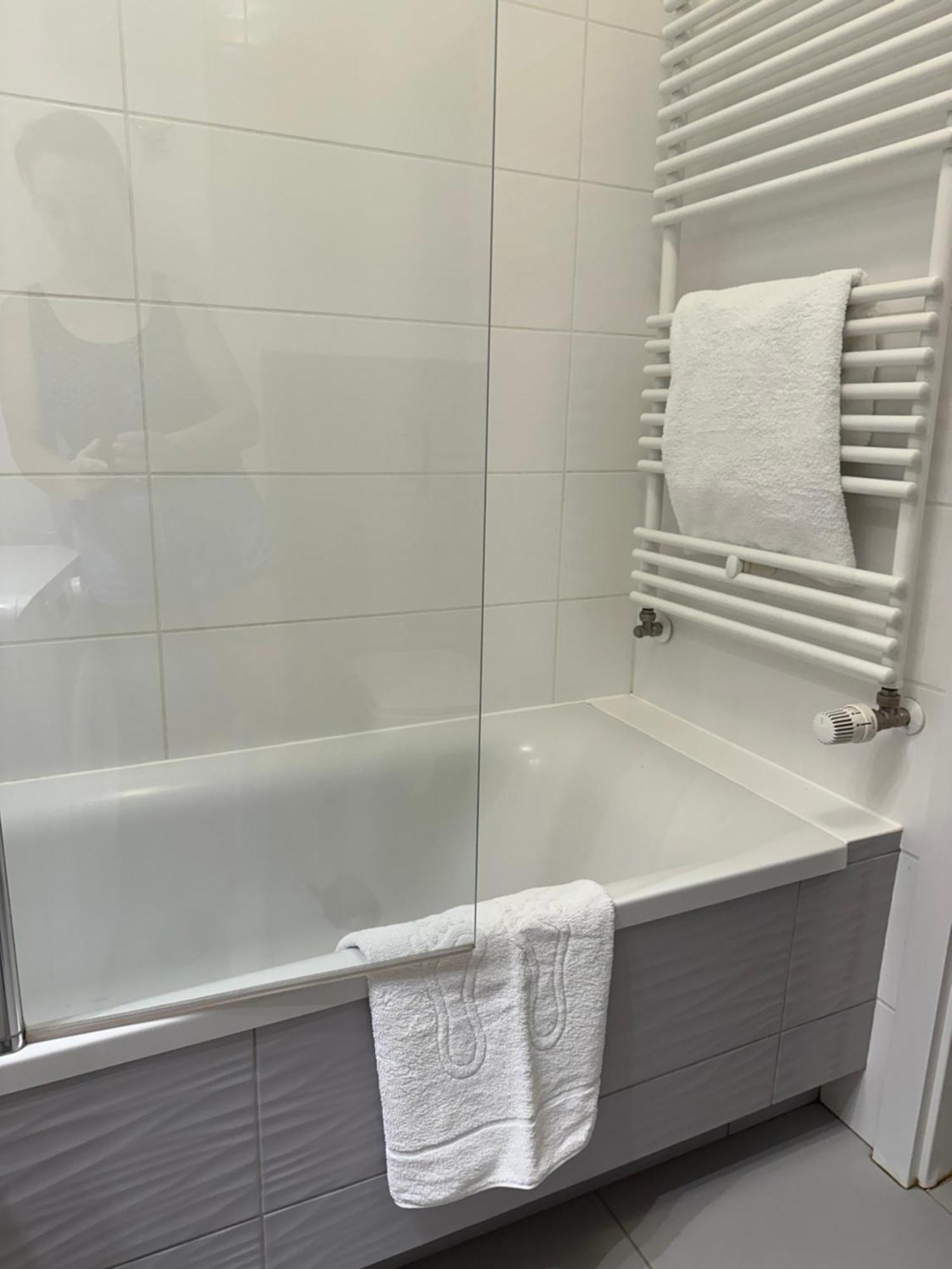 Cosy Apartment Near To The Chopin'S Airport Cybernetyki 2C Warszawa Eksteriør bilde