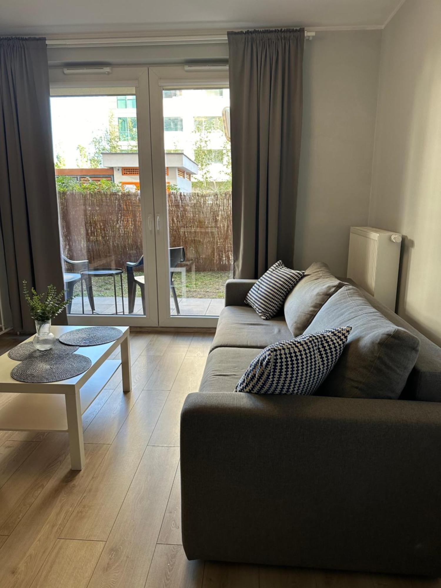 Cosy Apartment Near To The Chopin'S Airport Cybernetyki 2C Warszawa Eksteriør bilde